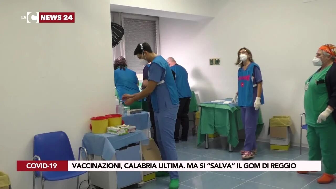 Vaccinazioni, Calabria ultima. Ma si “salva” il Gom di Reggio
