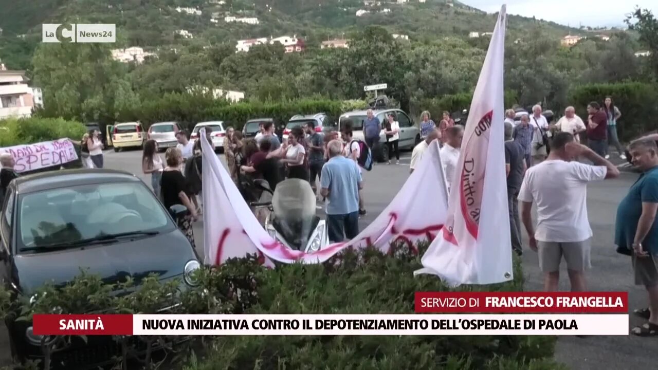 Cittadini, comitati e associazioni si schierano a difesa dell’ospedale di Paola: «La salute non si taglia»