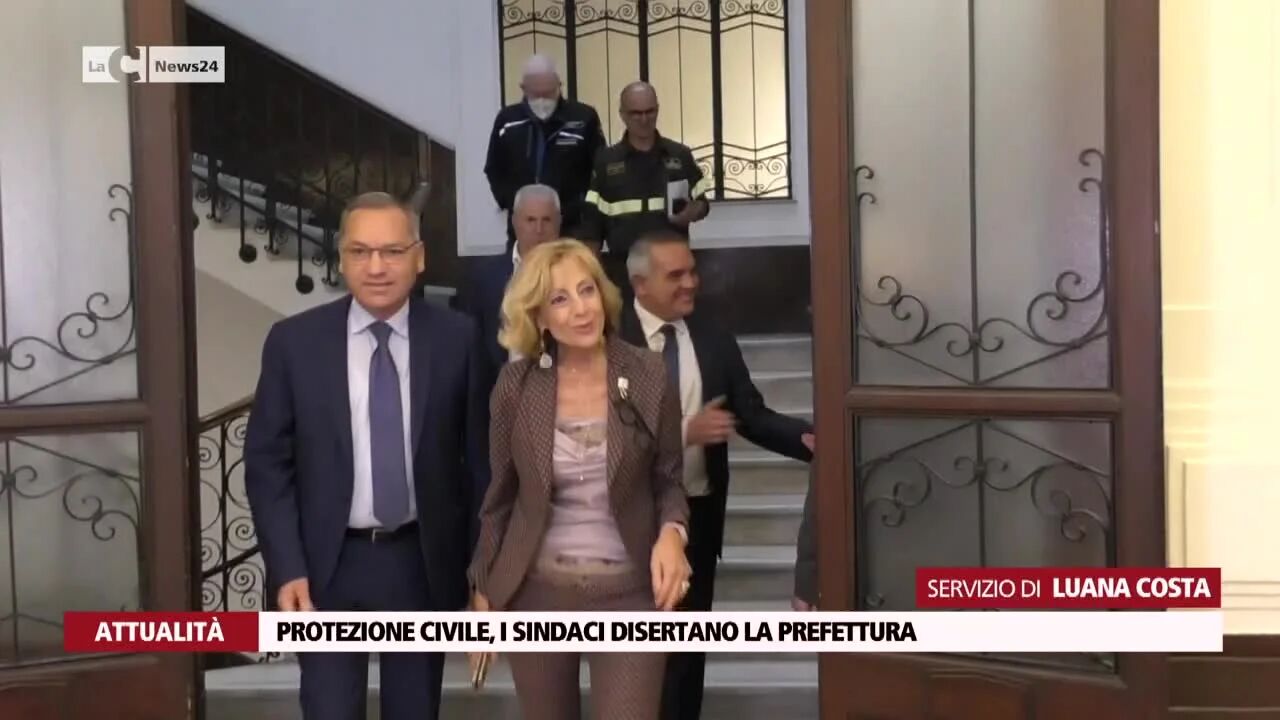 Protezione civile, i sindaci disertano la Prefettura