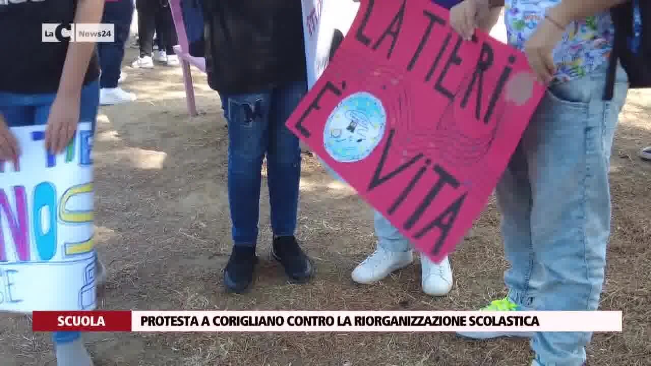 Protesta a Corigliano contro la riorganizzazione scolastica