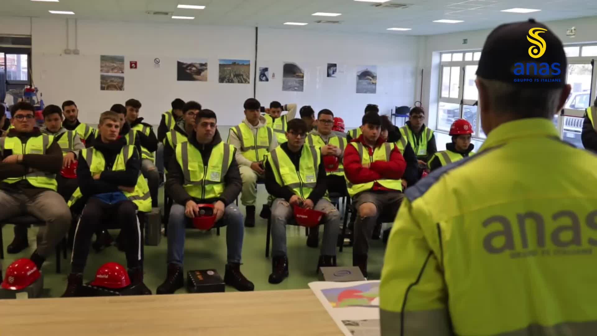 Studenti di Trebisacce in visita ai cantieri del Terzo megalotto