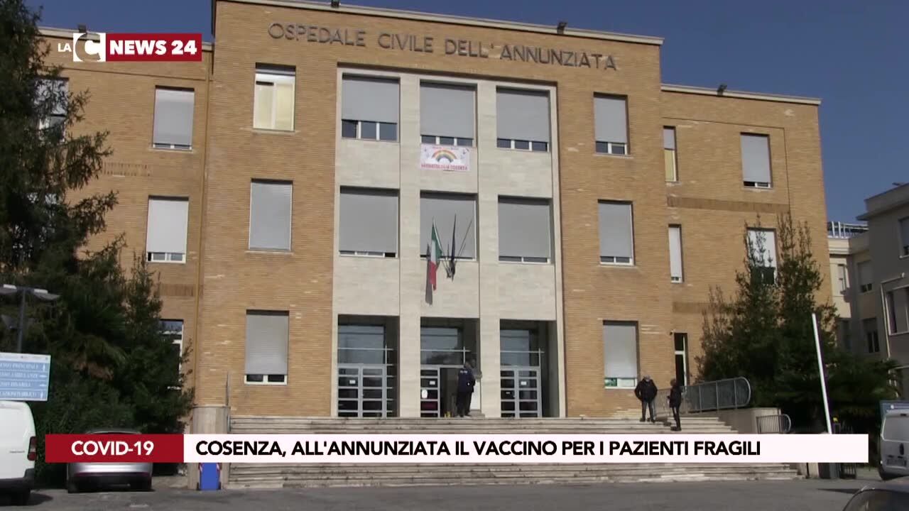 Cosenza, all'Annunziata il vaccino per i pazienti fragili