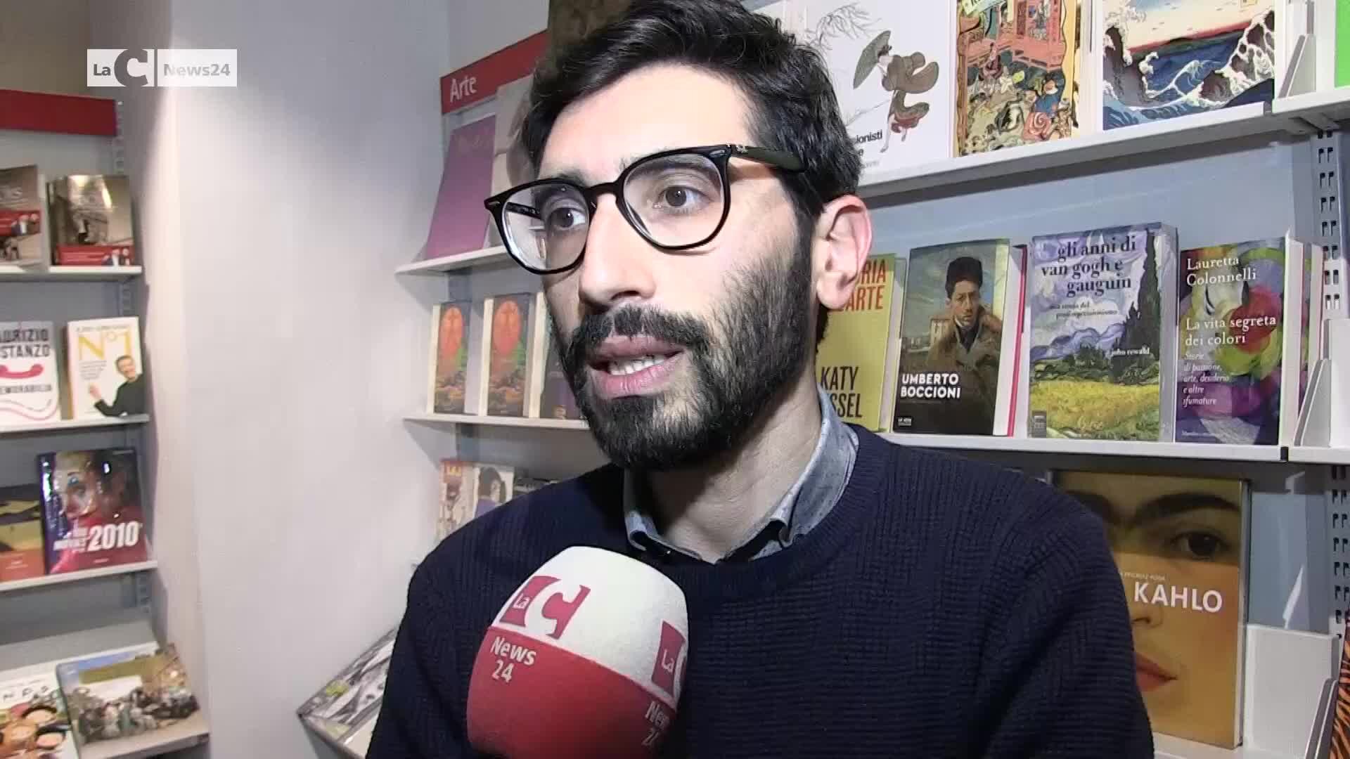 Premio Sila '49, Cosentino apre gli incontri con gli autori con \"Le tracce fantasma\" | VIDEO