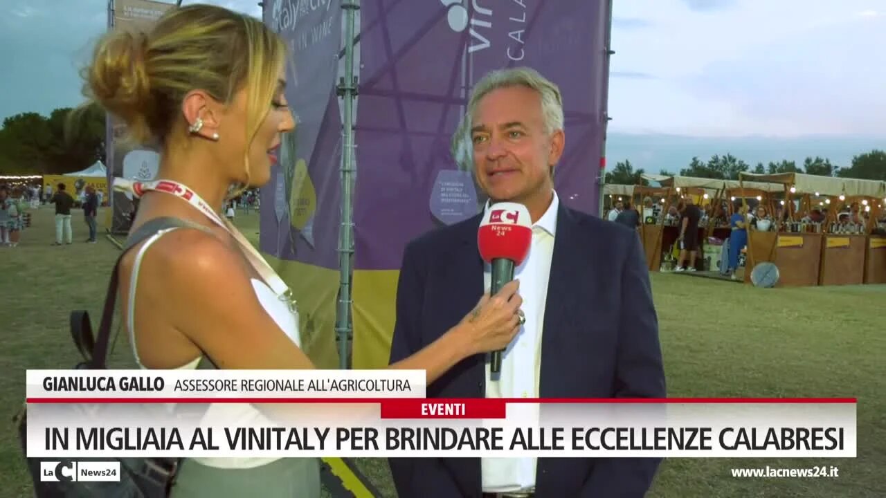 In migliaia al Vinitaly per brindare alle eccellenze calabresi