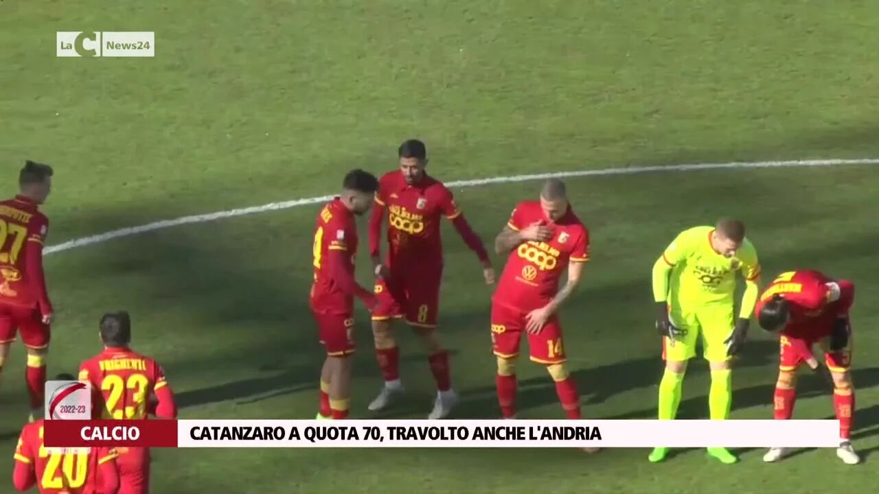 Catanzaro a quota 70, travolto anche l'Andria