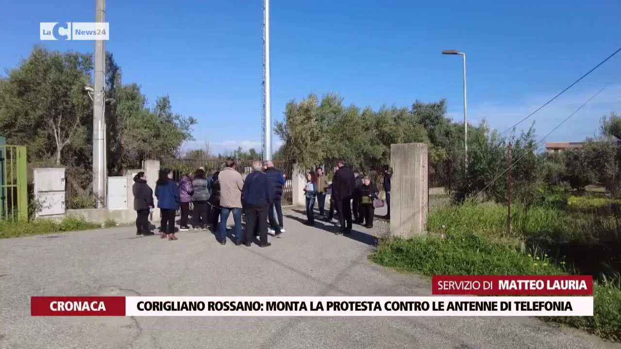 Corigliano-Rossano, protesta per l'installazione di due antenne 5G | VIDEO