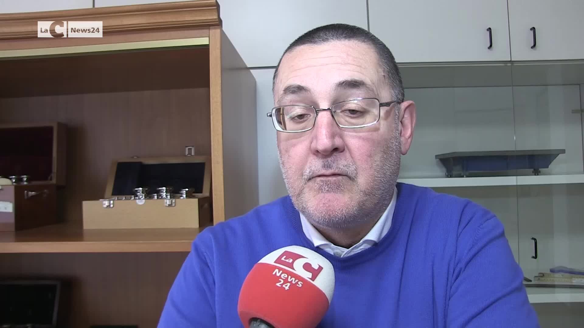 Cosenza, la Camera di Commercio inaugura il Museo Metrico: ecco gli strumenti industriali di una volta | VIDEO