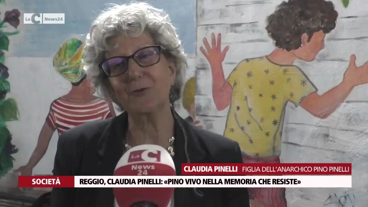 Reggio, Claudia Pinelli: «Pino vivo nella memoria che resiste»