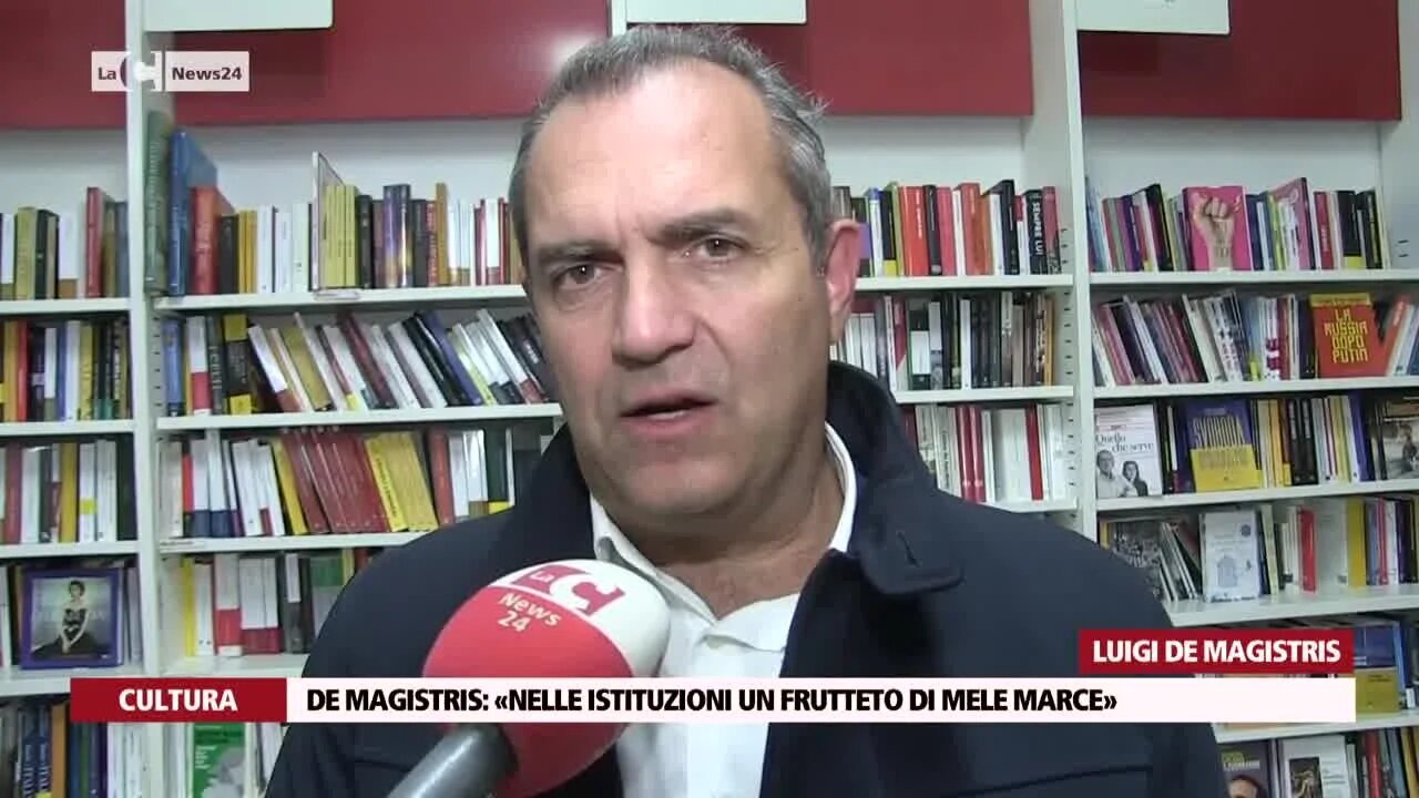 De Magistris: «Nelle istituzioni un frutteto di mele marce»