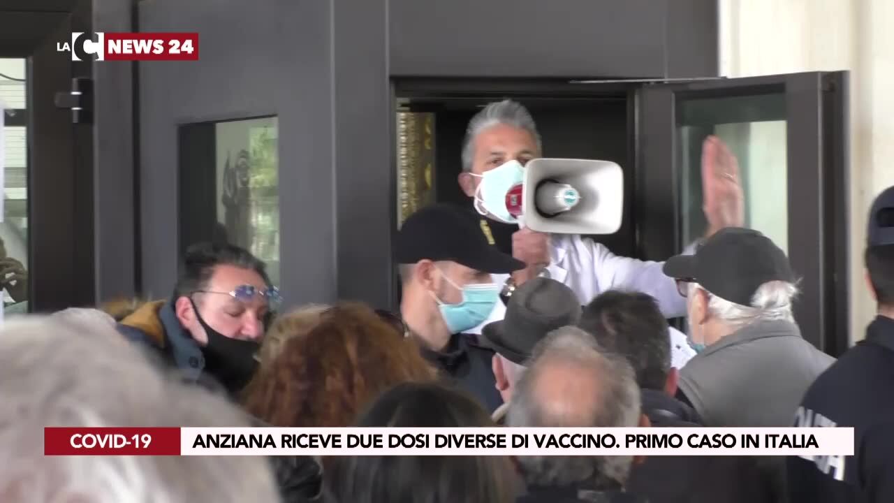 Reggio, anziana riceve due dosi diverse di vaccino. Primo caso in Italia