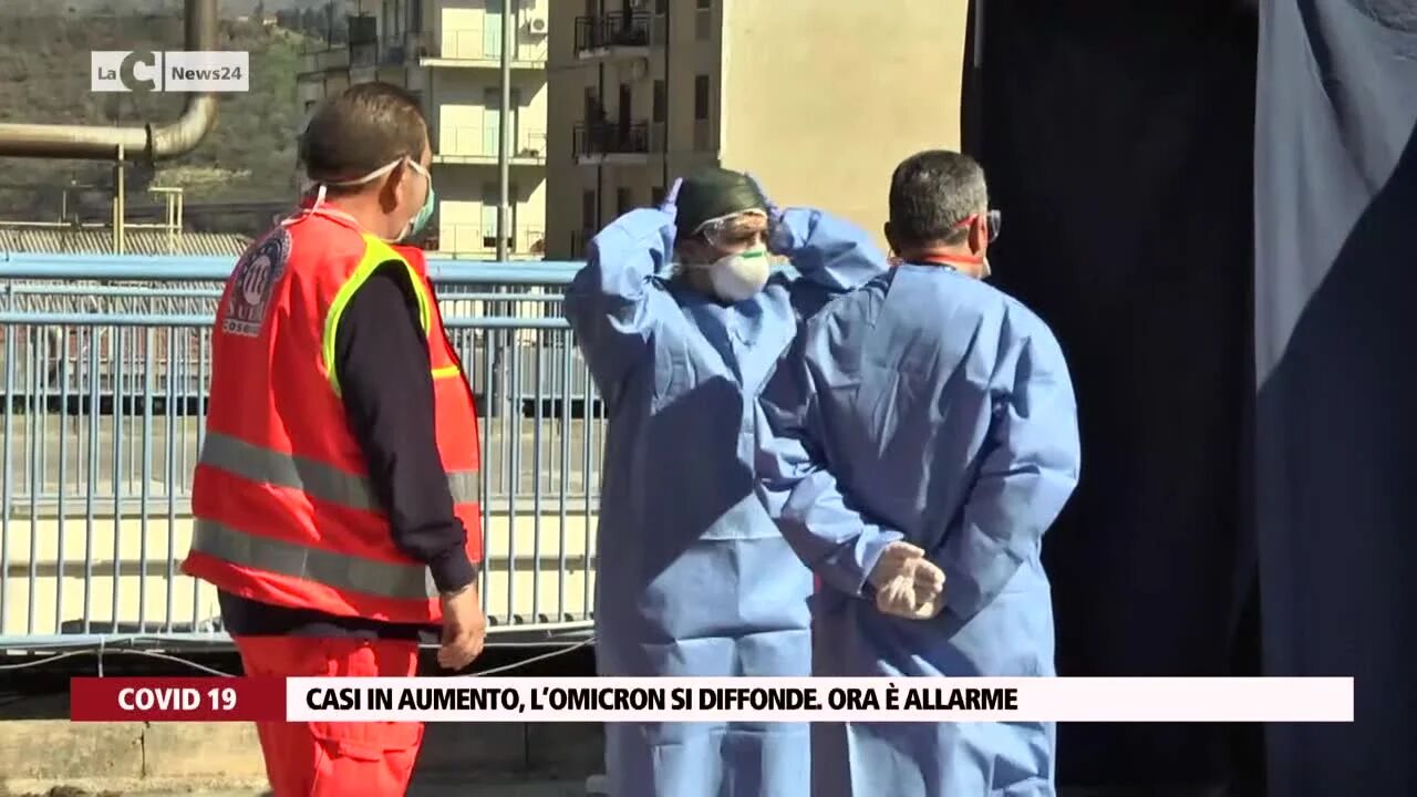 Casi in aumento, l’Omicron si diffonde. Ora è allarme
