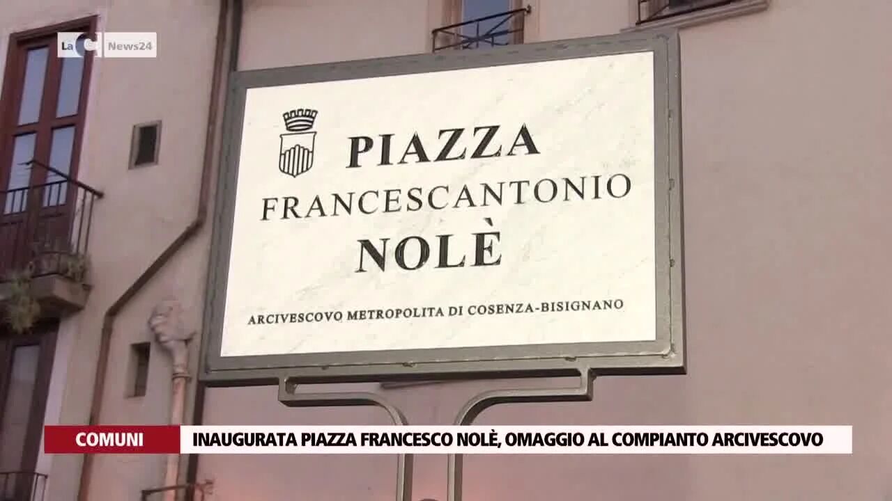 Inaugurata piazza Francesco Nolè, omaggio al compianto arcivescovo