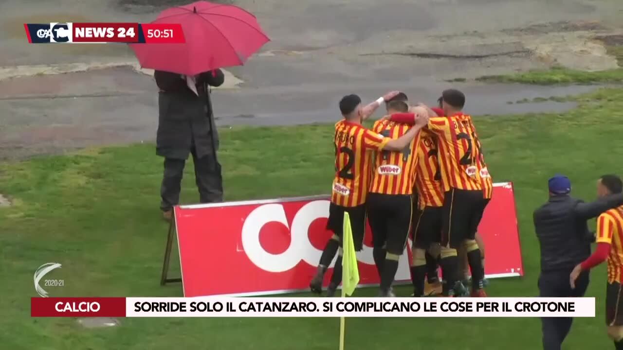 Sorride solo il Catanzaro. Si complicano le cose per il Crotone