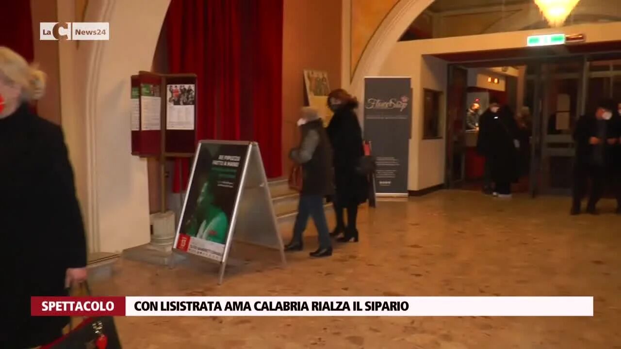 Con Lisistrata Ama Calabria rialza il sipario