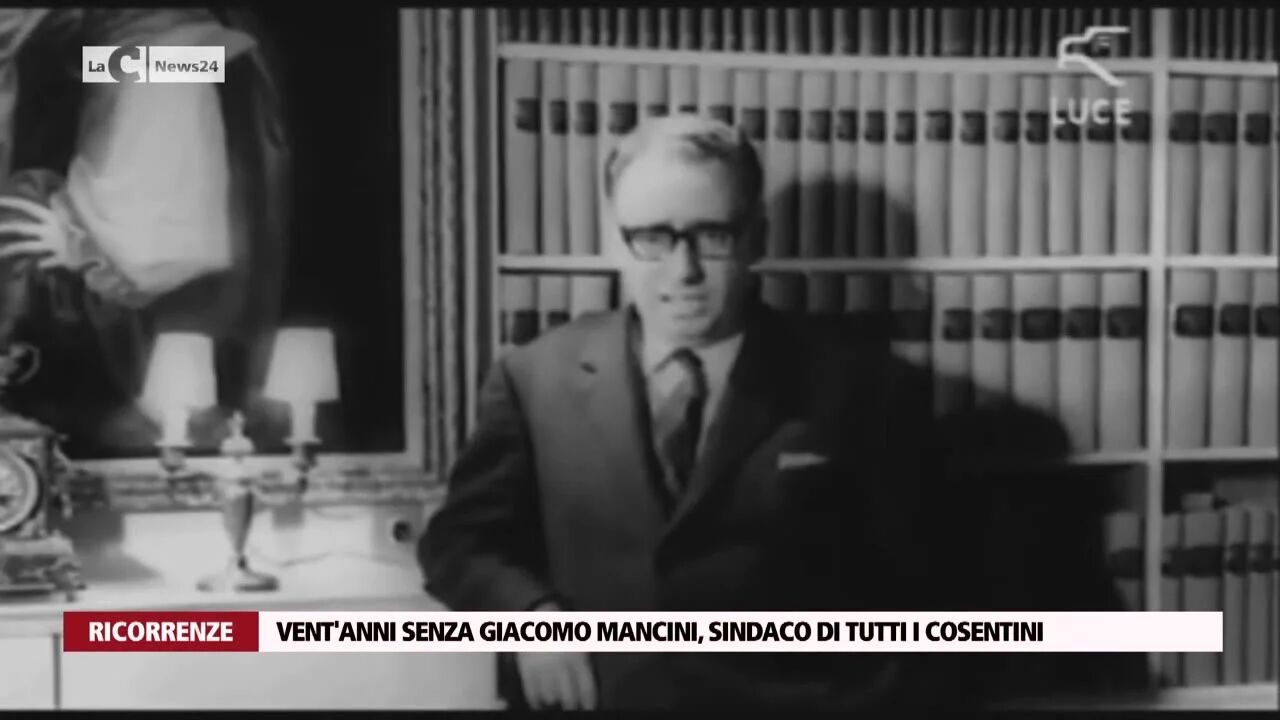 Vent'anni senza Giacomo Mancini, sindaco di tutti i cosentini
