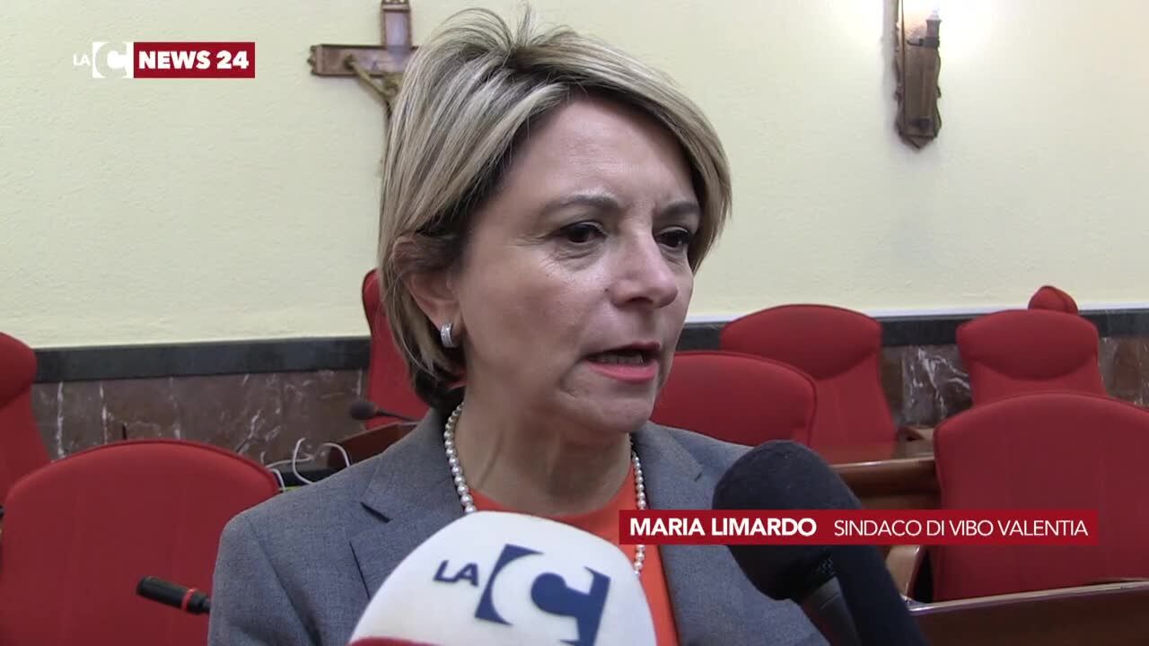 Conferenza stampa dissesto Comune Vibo