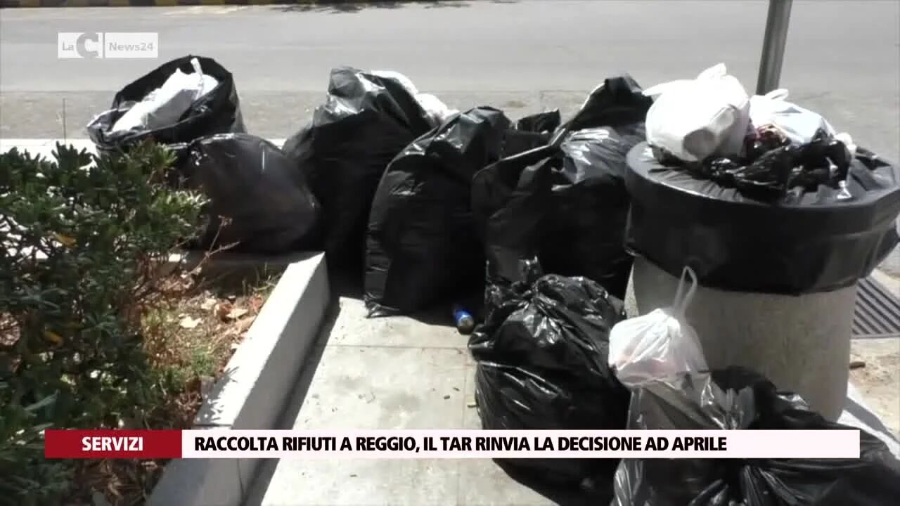 Raccolta rifiuti a Reggio, il Tar rinvia la decisione ad aprile