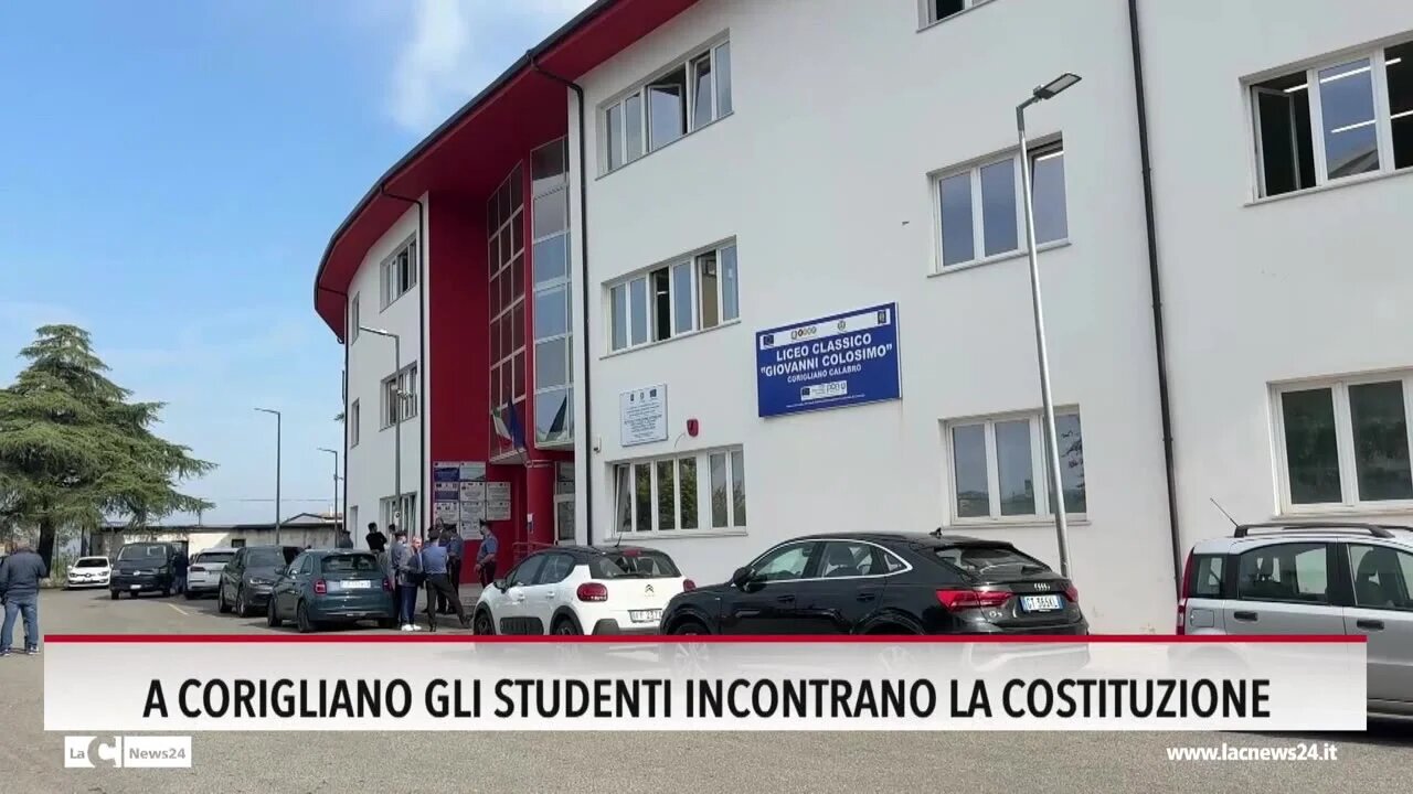 A Corigliano gli studenti incontrano la costituzione