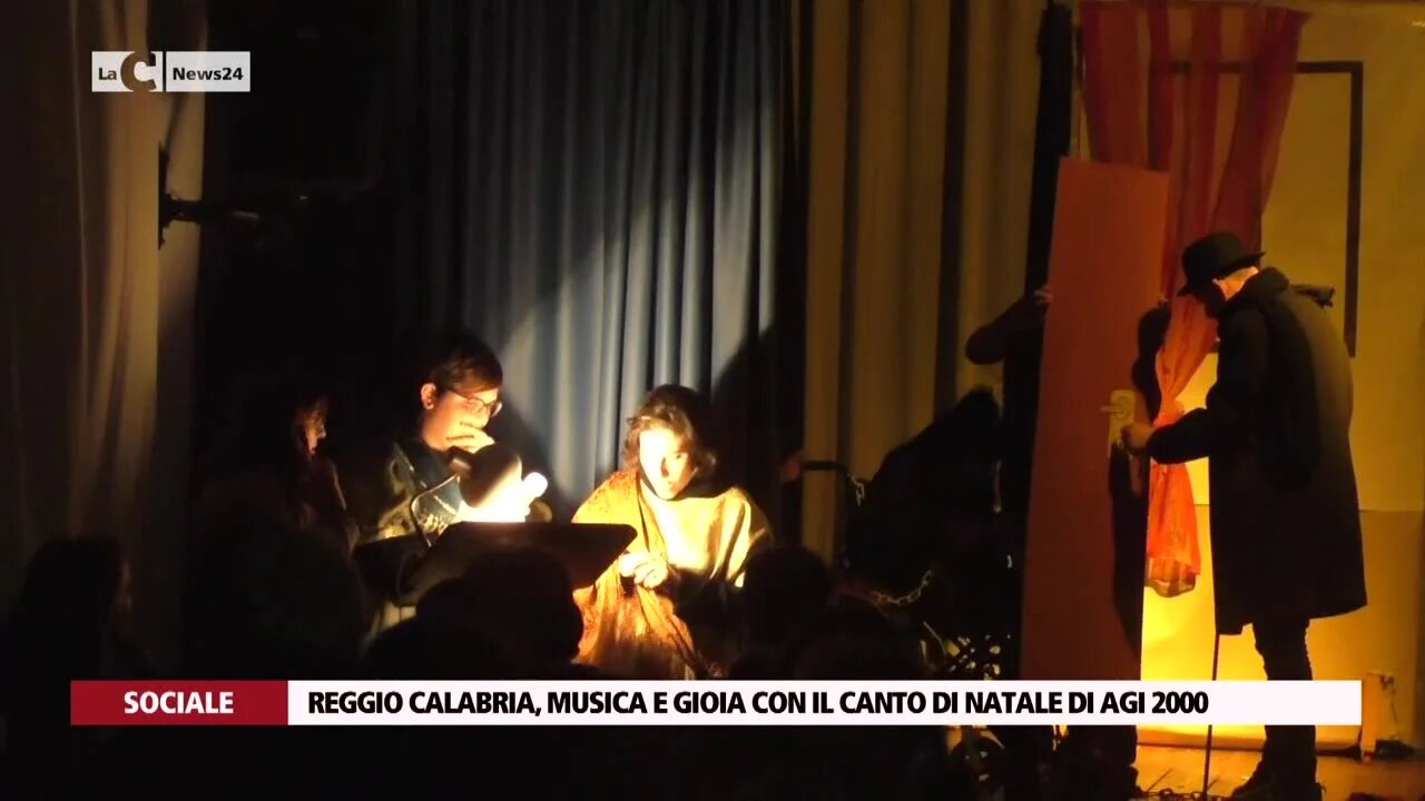 Reggio Calabria, musica e gioia con il canto di natale di Agi 2000