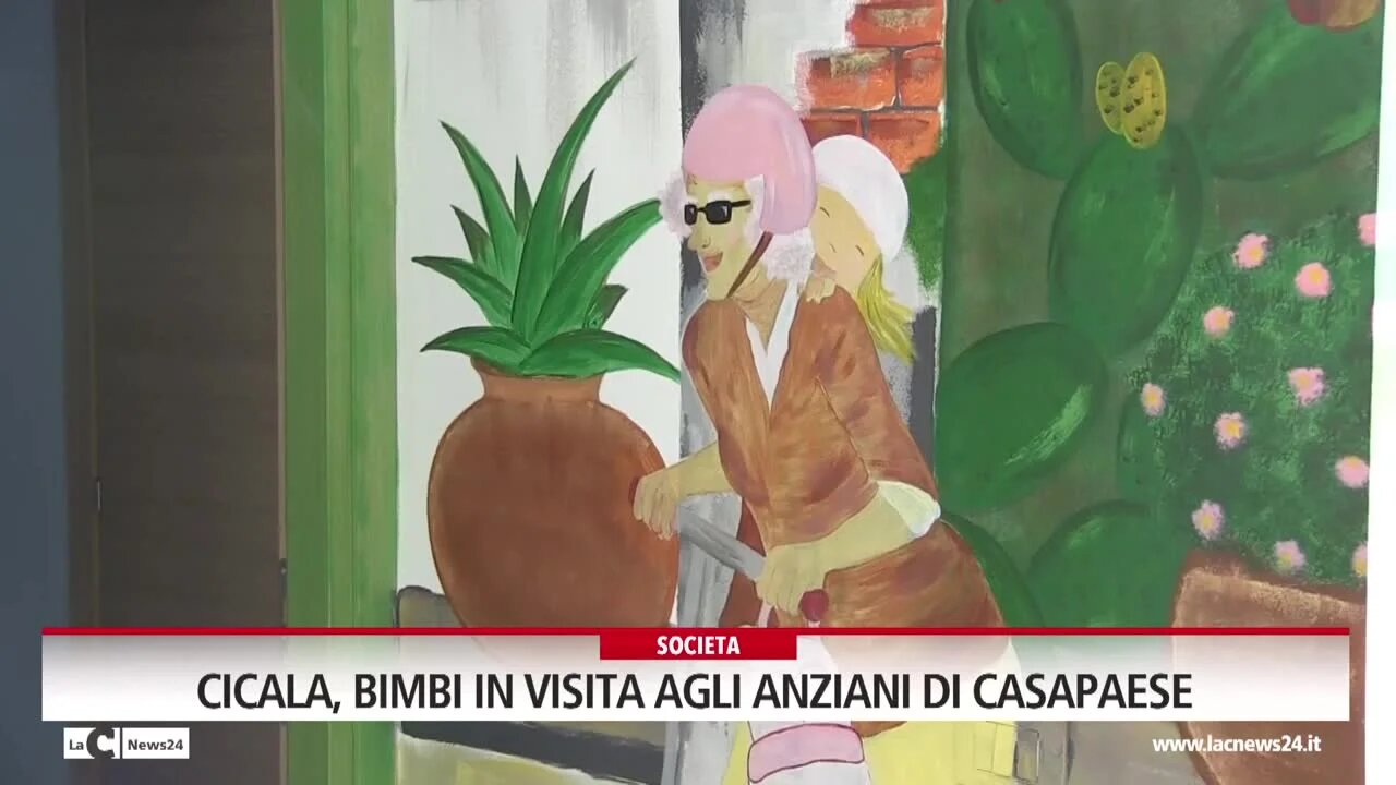 Cicala, bimbi in visita agli anziani di Casapaese